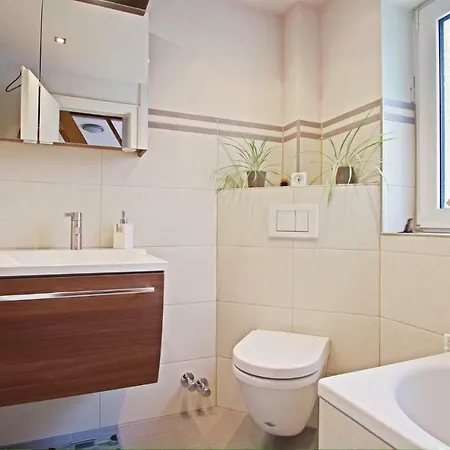 Pansiyon Private Near Exhibition Center