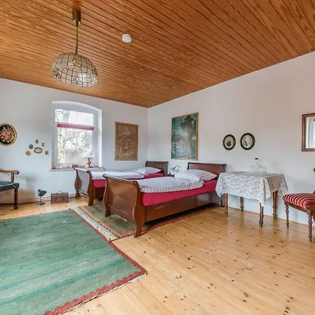 Private Near Exhibition Center Pansiyon *