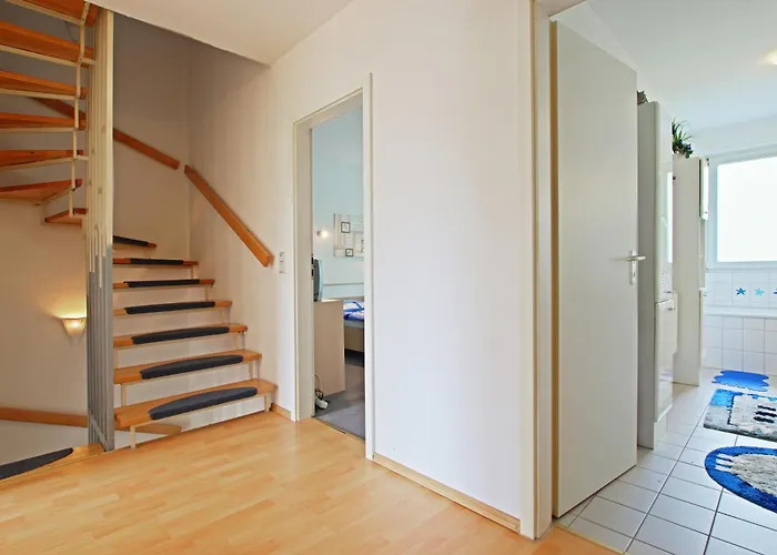 Private Near Exhibition Center *