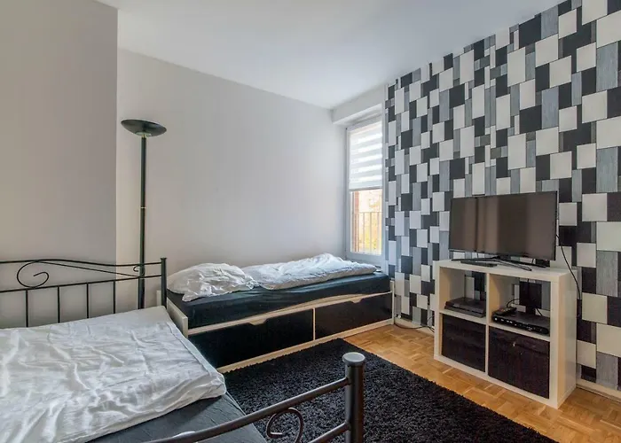 Private Near Exhibition Center Privat bolig