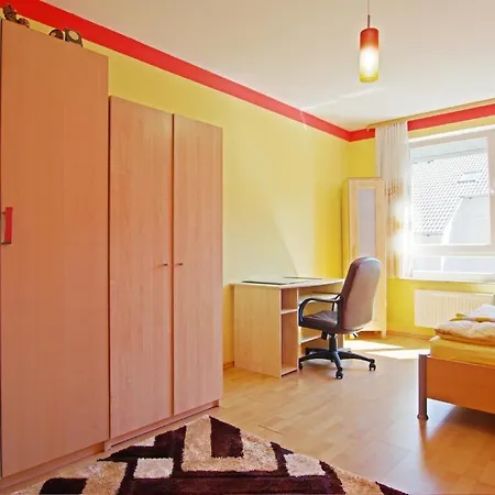 Habitación en casa particular Private Near Exhibition Center