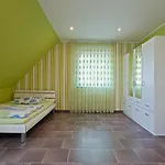 Habitación en casa particular Private Near Exhibition Center *